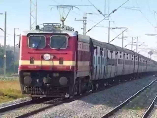 यात्रियों की सुविधा के लिए होली पर रेलवे ने इस रूट पर शुरू की स्पेशल ट्रेनें