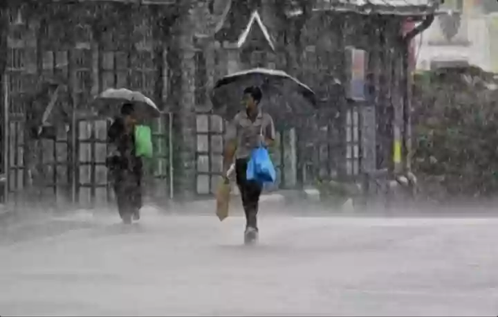 Weather Update: हिमाचल में शुरू हुआ बारिश का दौर, मौसम विभाग ने जारी किया ऑरेंज अलर्ट