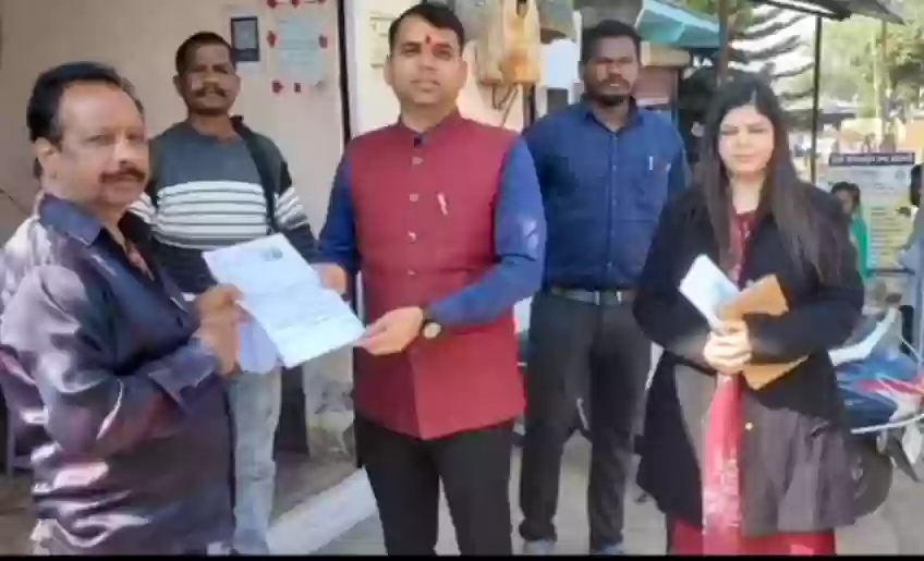 एसआईआर में मंडला जिला प्रशासन की बड़ी उपलब्धि, जिले को प्रदेश में चौथे स्थान पर काबिज कराया