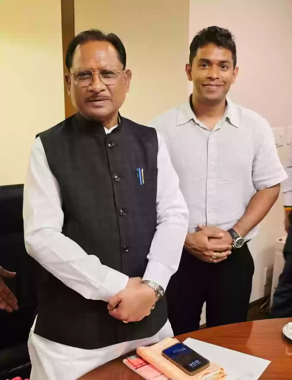 टोक्यो में बस्तर के अविनाश तिवारी से मिले सीएम साय, छत्तीसगढ़ में निवेश की संभावनाओं पर की चर्चा