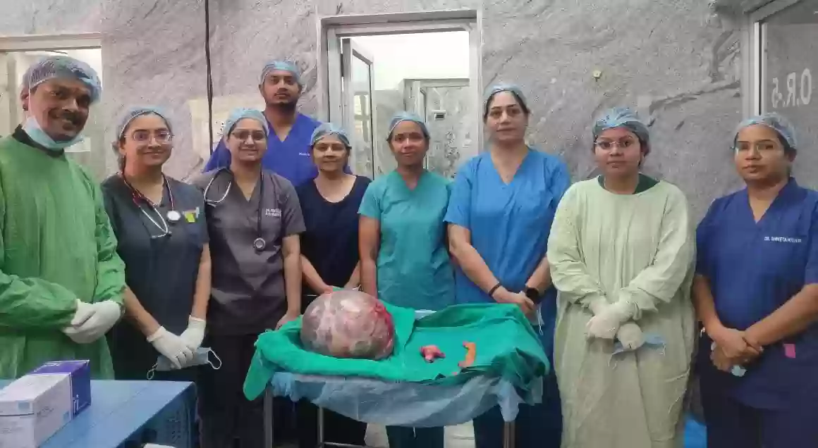महिला के पेट से निकाला गया 10 किलो 660 ग्राम वजन का ट्यूमर, सिम्स में जटिल सर्जरी