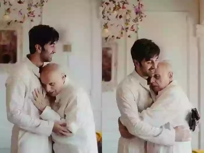 महेश भट्ट ने रणबीर कपूर को लगाया अपने गले, ससुर-दामाद की फोटो अब हो रही वायरल