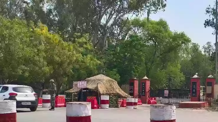 पंजाब के बठिंडा में मिलिट्री स्टेशन पर फायरिंग, 4 की मौत
