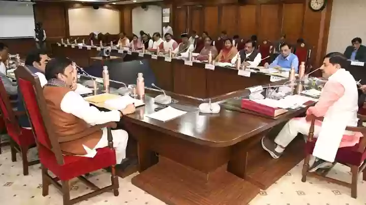 स्वीकृत अस्थाई पदों को स्थाई पदों में परिवर्तित करने के प्रावधान को मोहन कैबिनेट दी मंजूरी