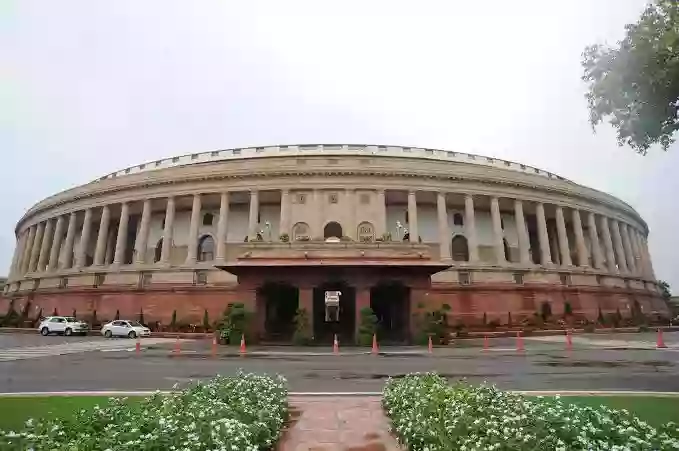 आज से शुरू हो रहा बजट सत्र,  वित्त मंत्री निर्मला सीतारमण पेश करेंगी आर्थिक सर्वेक्षण, कल आएगा आम बजट