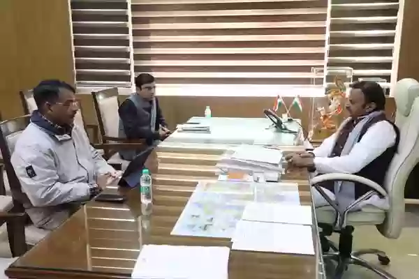 सभी स्वास्थ्य संस्थानों में बायो मेडिकल वेस्ट प्रबंधन नियमों का कड़ाई से पालन सुनिश्चित किया जाए: राजेंद्र शुक्ल
