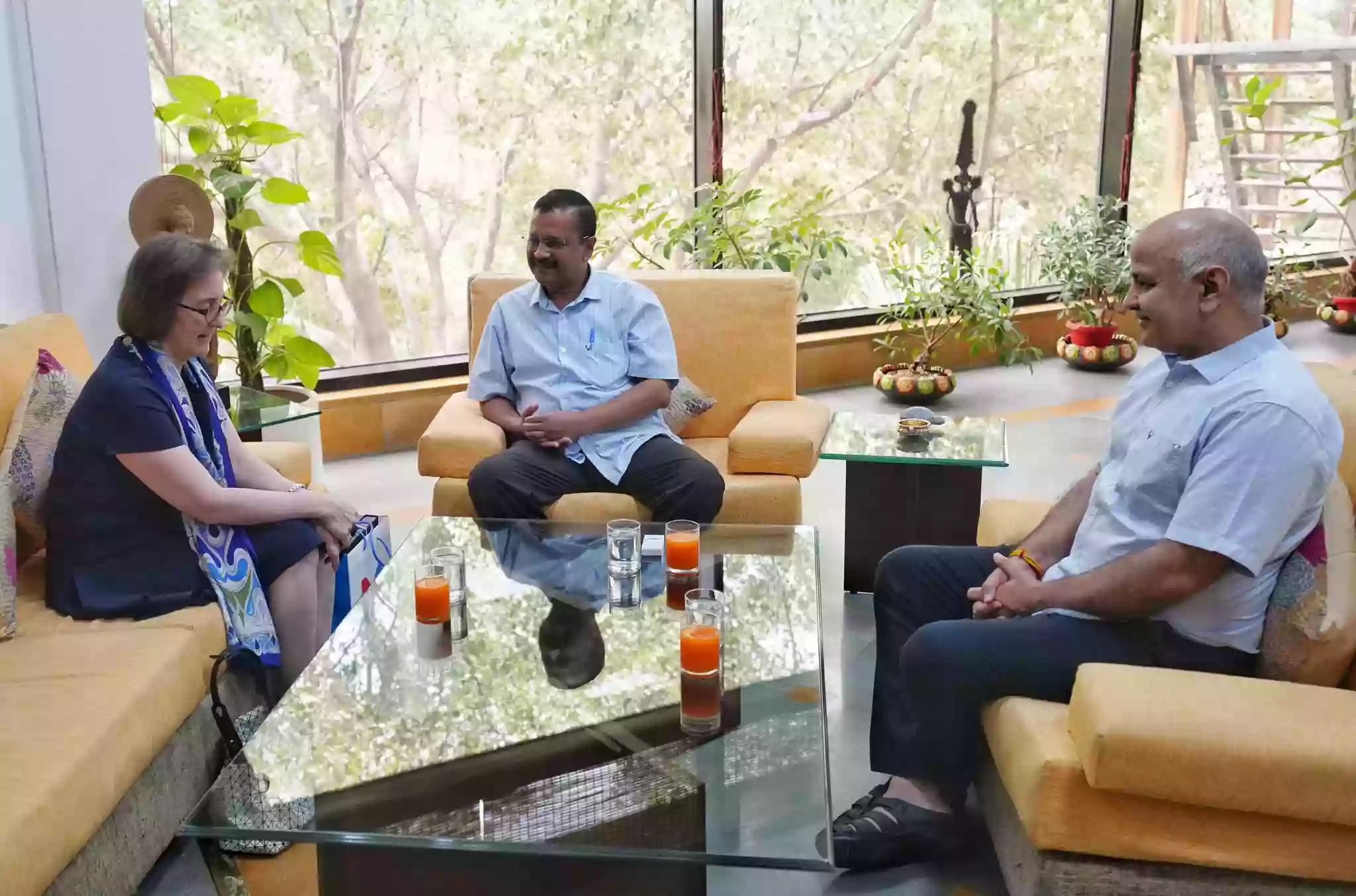 ऑस्ट्रेलिया के उच्चायुक्त और लक्जमबर्ग की राजदूत ने की सीएम केजरीवाल से मुलाकात