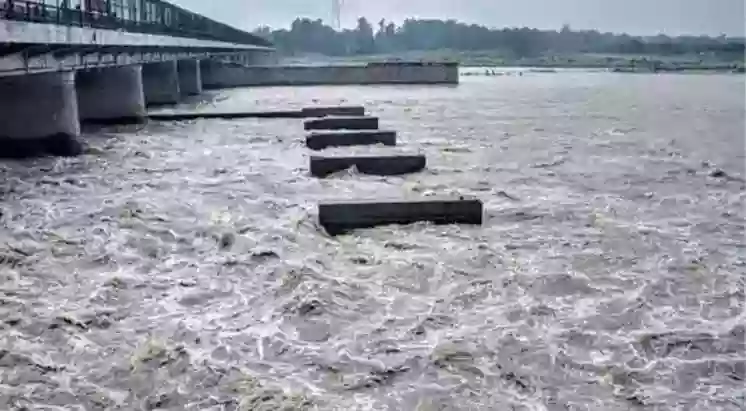 यमुना नदी के बाढ़ के पानी को स्टोर कर दिल्ली की प्यास बुझाएगी सरकार