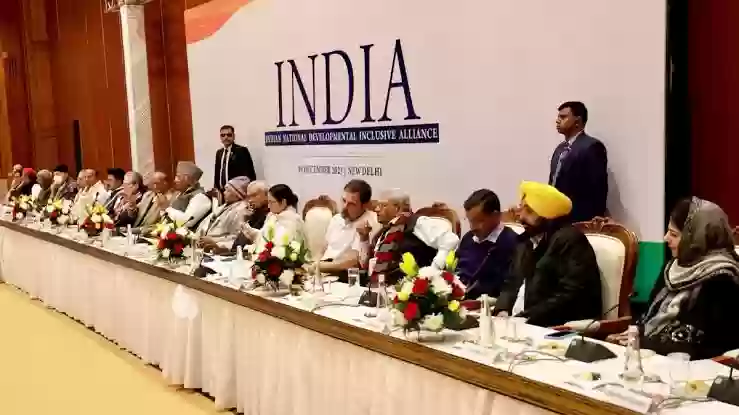 इंडी गठबंधन में टूट और सीट शेयरिंग पर झटके के बाद गठबंधन कैसे करेगा मोदी का मुकाबला!