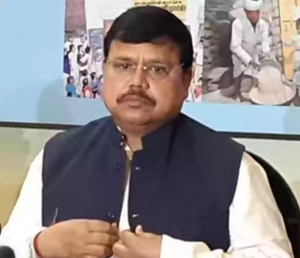 ऊर्जा मंत्री के स्पष्ट निर्देश- बिजली की ट्रिपिंग कम से कम हो, समाधान योजना के क्रियान्वयन में लापरवाही नहीं की जाएगी बर्दाश्त