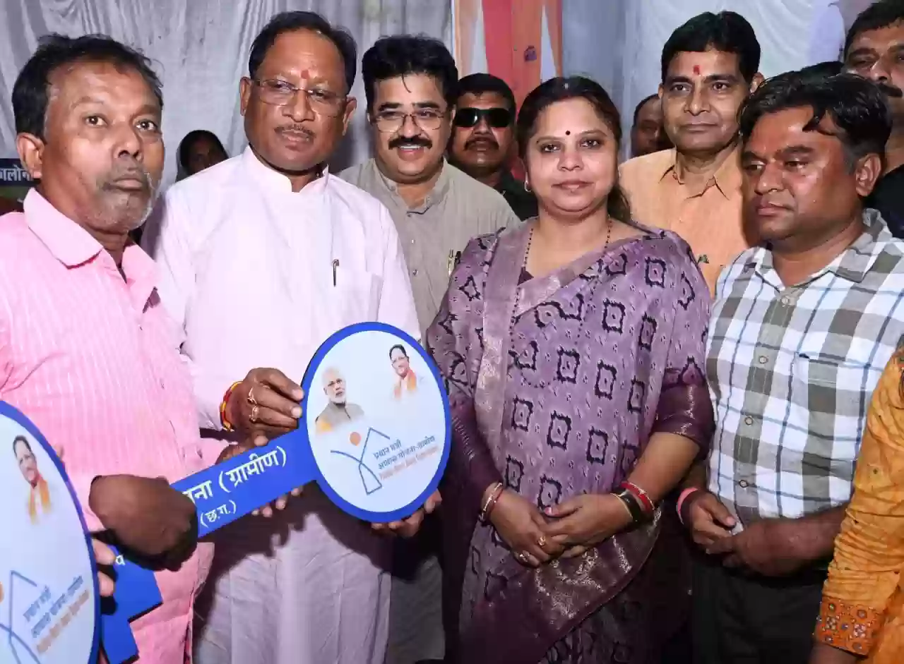 बारिश के बीच समाधान शिविर में पहुंचे सीएम साय, विकास कार्यों की दी सौगात