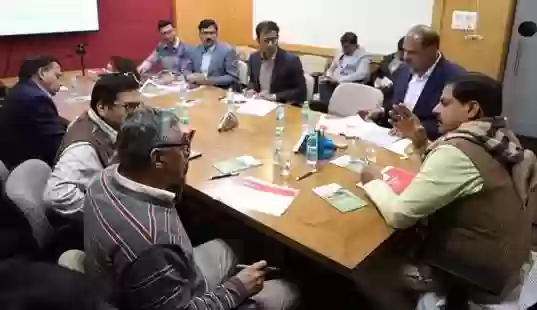 एमपी में अंतर्राष्ट्रीय विश्वविद्यालयों के अध्ययन केंद्र स्थापित करने पर जोर, सीएम ने कहा- विद्यार्थियों को विश्वस्तरीय शिक्षा प्रदेश में ही कराई जाए उपलब्ध