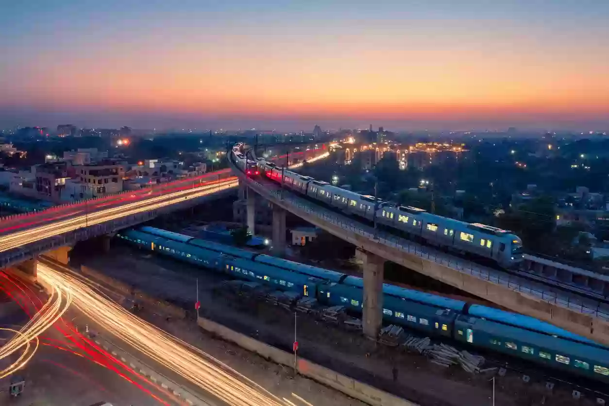 Bhopal Metro: पहले दिन जोश, दूसरे दिन ब्रेक! यात्रियों की संख्या आधी, 75 मिनट का इंतजार बना बड़ी वजह