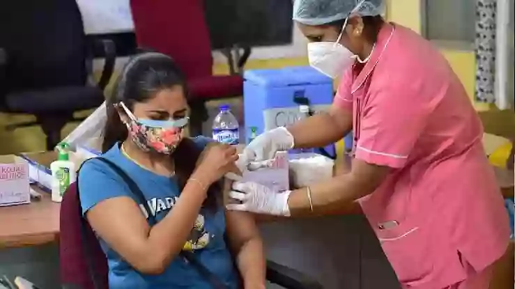 कोरोना महामारी खत्म करने अरबों लोगों को तेजी से वैक्सीन लगाने की जरूरत : अदार पूनावाला