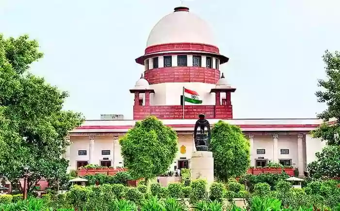 आम्रपाली आवास परियोजनाओं के लिए 1,500 करोड़ में से 150 करोड़ रुपए भुगतान किए गए : सुप्रीम कोर्ट