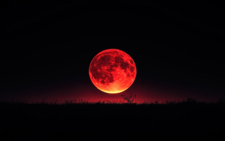 Holi 2026 Lunar Eclipse: होली की शाम दिखेगा ‘ब्लड मून’, जानें MP में कब और कितनी देर नजर आएगा चंद्रग्रहण
