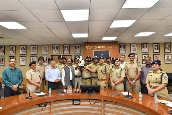 अखिल भारतीय पुलिस घुड़सवारी प्रतियोगिता में मध्यप्रदेश का शानदार प्रदर्शन, 6 पदक जीते, विजेताओं को डीजीपी ने किया सम्मानित