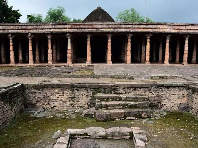 धार की भोजशाला विवाद पर आज हाई कोर्ट में अहम सुनवाई, ASI सर्वे रिपोर्ट से तय हो सकती है आगे की दिशा