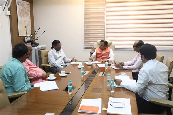 विंध्य क्षेत्र की सभी परियोजनाओं की सतत और प्रभावी मॉनिटरिंग की जाए सुनिश्चित: राजेंद्र शुक्ल
