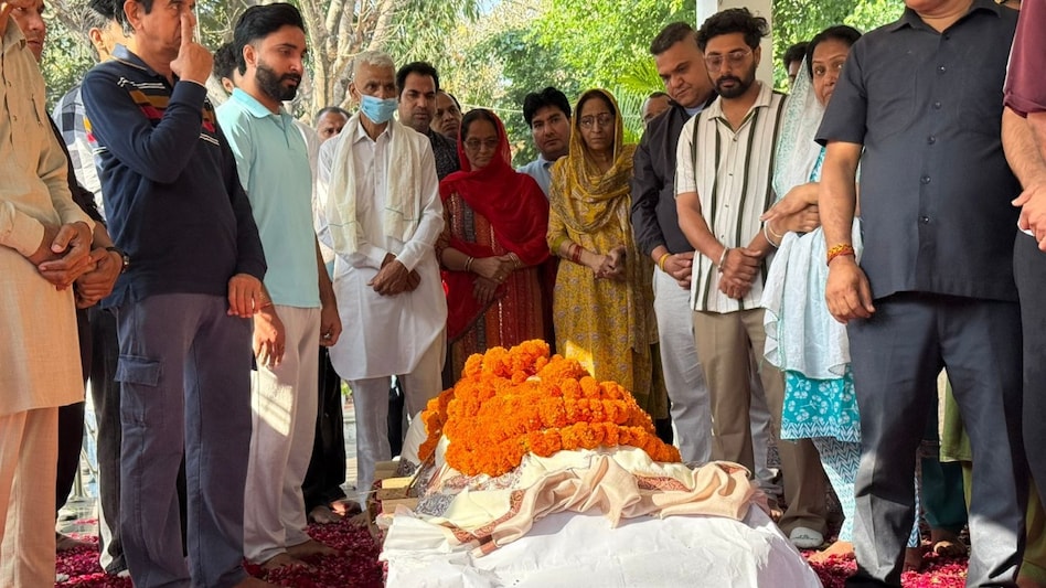 13 साल की जंग के बाद मिली मुक्ति: गाजियाबाद के हरीश राणा का अंतिम संस्कार, 6 लोगों को मिला नया जीवन