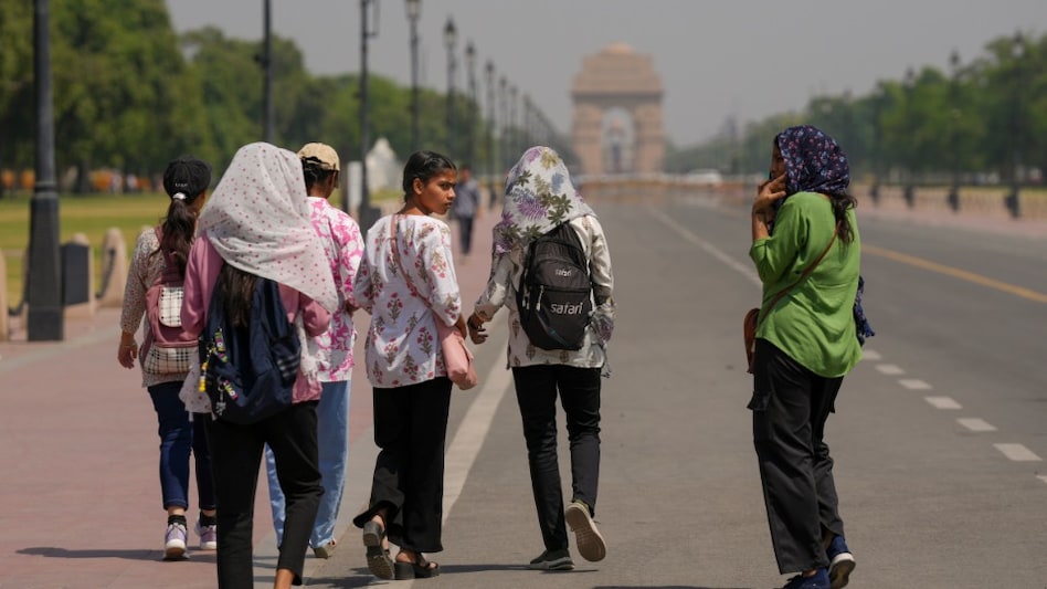 वेस्टर्न डिस्टरबेंस खत्म, उत्तर भारत में फिर बढ़ी गर्मी—40°C पार तापमान, कई राज्यों में हीटवेव और आंधी अलर्ट