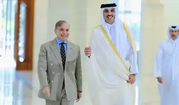 पाकिस्तान को 5 अरब डॉलर की मदद देंगें सऊदी अरब और कतर, लेकिन कर्ज चुकाने का दबाव