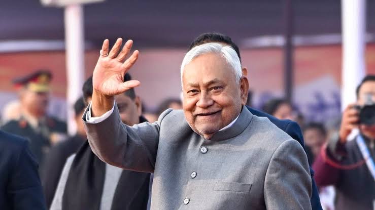 बिहार में सत्ता परिवर्तन की आहट तेज, आज विधायक दल की बैठक—नए CM के नाम पर लग सकती है मुहर