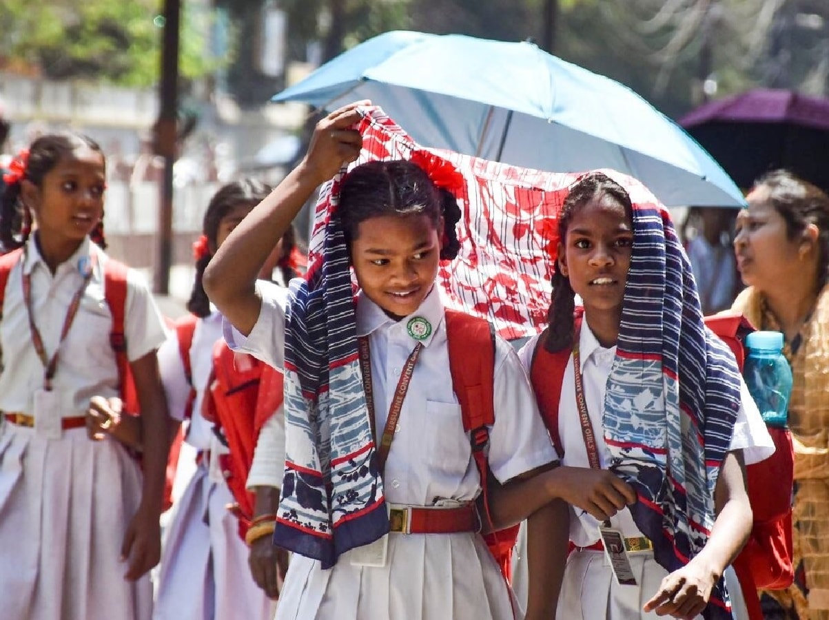 भीषण गर्मी को देखते हुए स्कूलों में ग्रीष्मकालीन अवकाश अब 20 अप्रैल से, सीएम साय ने कहा- बच्चों की सेहत की सुरक्षा करना हमारी जिम्मेदारी
