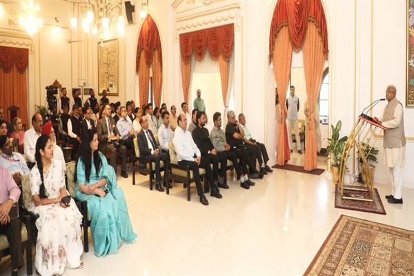 झंडा निधि में सहयोग राष्ट्र सेवा में समर्पित वीरों के प्रति हमारे कर्तव्य पालन का अवसर : मंगुभाई पटेल