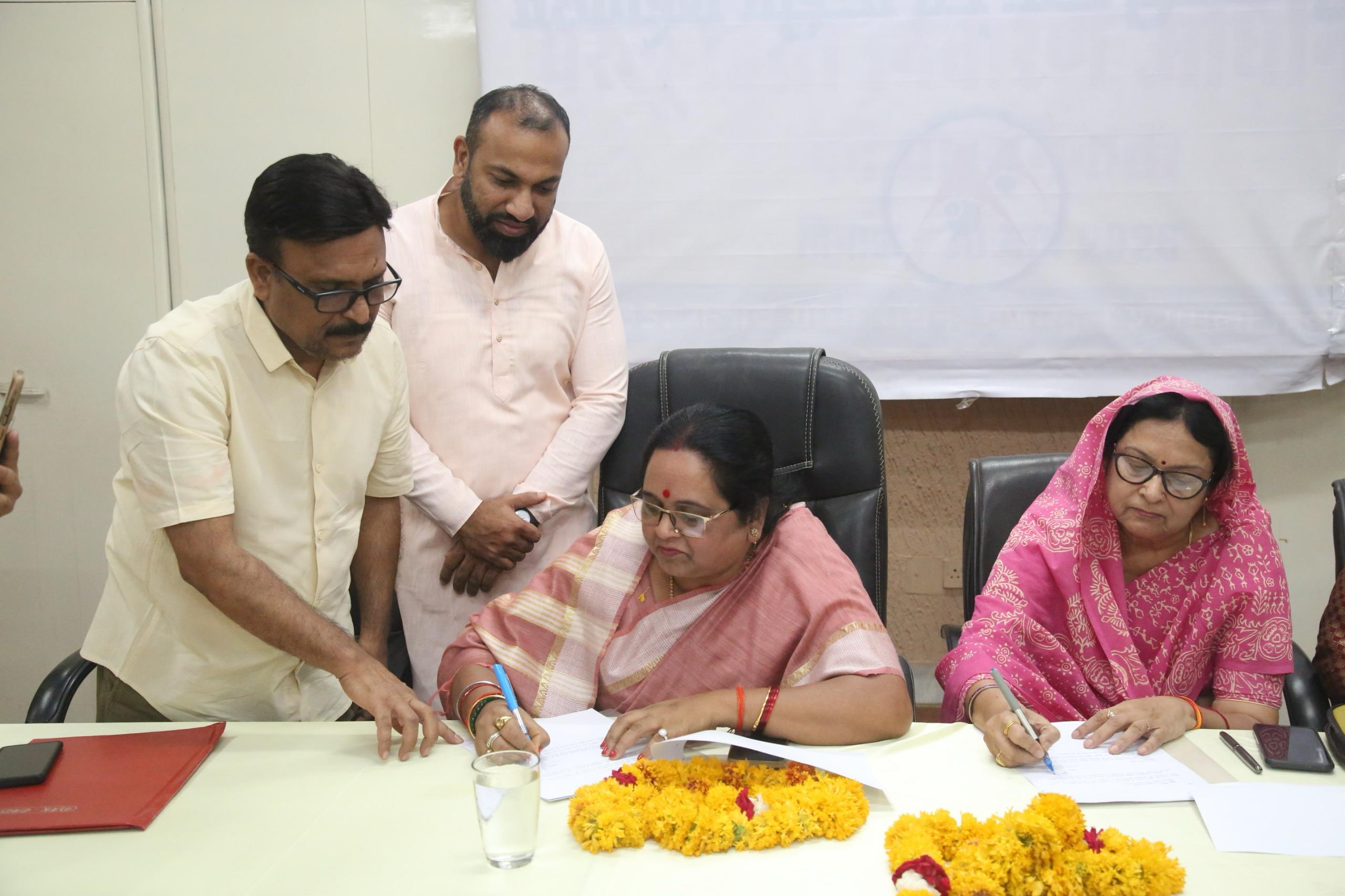 रेखा यादव ने मध्यप्रदेश राज्य महिला आयोग की अध्यक्ष का कार्यभार ग्रहण किया, बोली - समाज की मानसिकता में बदलाव लाए बिना स्थायी सुधार संभव नहीं