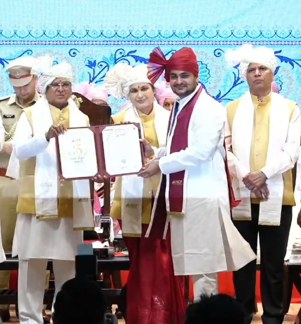 केजी सुरेश पर शोध: अंकित पांडेय को राज्यपाल से मिली पीएचडी उपाधि, 30 साल के मीडिया योगदान पर की खास स्टडी