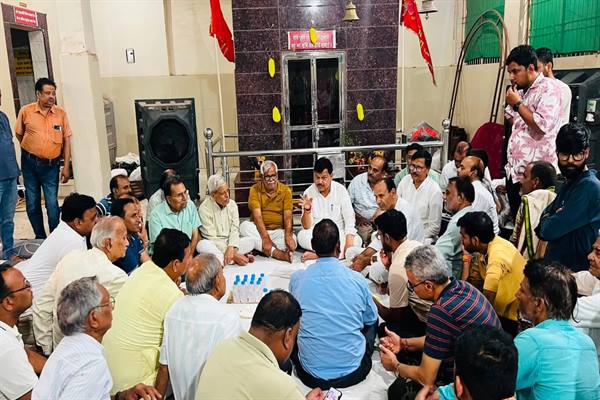 लोकतंत्र में जनता सर्वोपरि और उनकी बात सुनना जनसेवक का सबसे बड़ा दायित्व: प्रद्युम्न सिंह तोमर
