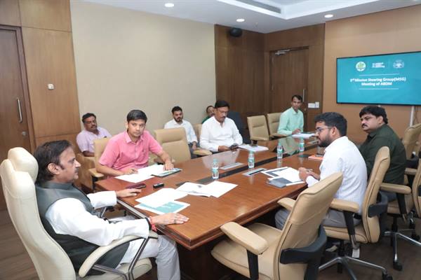 डिजिटल स्वास्थ्य सेवाओं का लाभ प्रदेश के अंतिम छोर तक रहने वाले प्रत्येक नागरिक तक पहुंचाया जाए: राजेंद्र शुक्ल