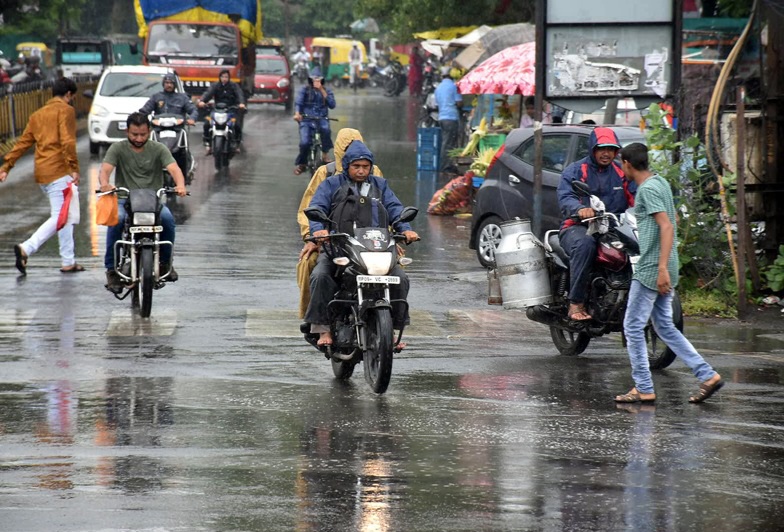 मध्यप्रदेश में बारिश का दौर जारी,50 से अधिक जिलों में आज बारिश का अलर्ट
