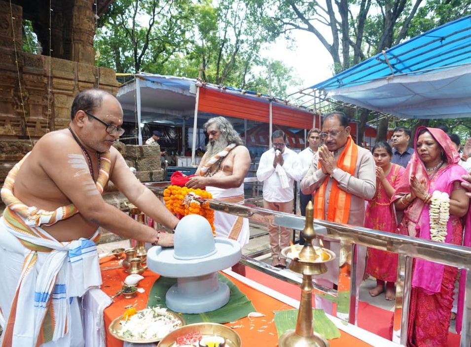 सीएम विष्णुदेव साय ने कहा- भोरमदेव छत्तीसगढ़ की समृद्ध सांस्कृतिक विरासत, सनातन परंपरा और आध्यात्मिक चेतना का गौरवशाली प्रतीक