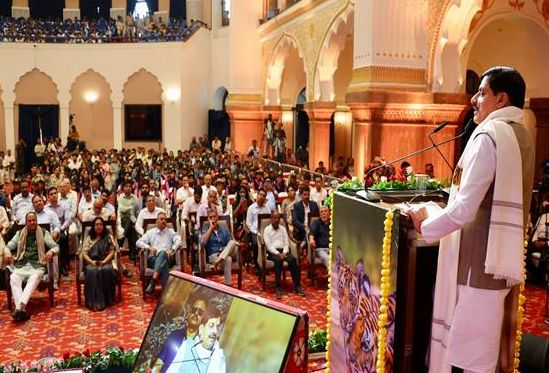 सीएम डॉ. मोहन यादव ने कहा- प्रदेश में बढ़ रहा बाघों का कुनबा, अगले साल की गणना में संख्या हजार से अधिक होने का अनुमान