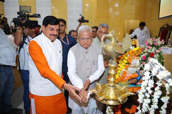 युवाओं के लिए कौशल, रोजगार व संस्कार आधारित शिक्षा समय की मांग है: मंगुभाई पटेल