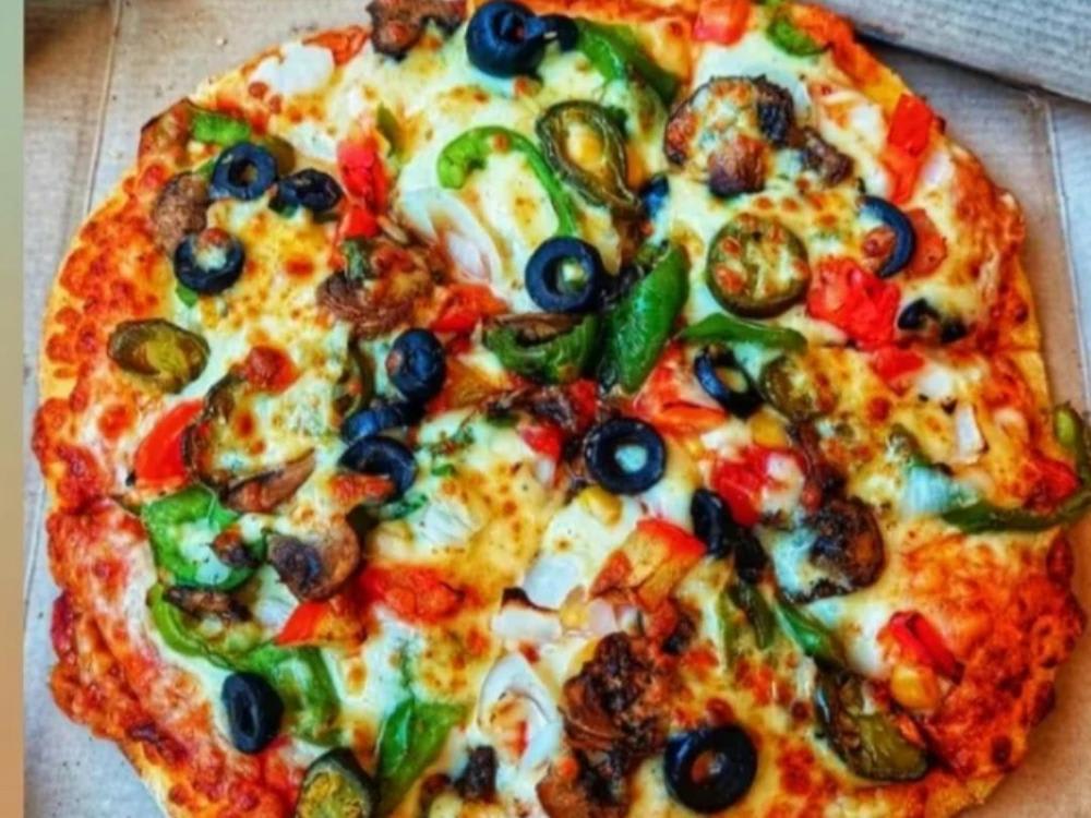 Cheese Onion Pizza (small)