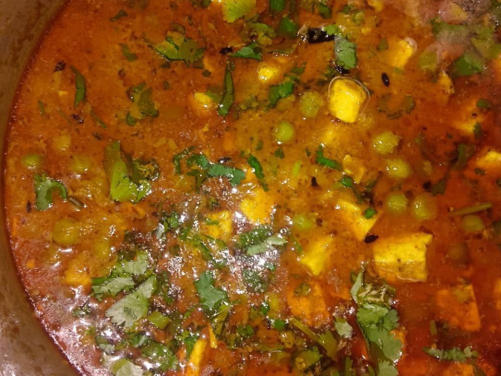 Matar Paneer Four Roti Rice
