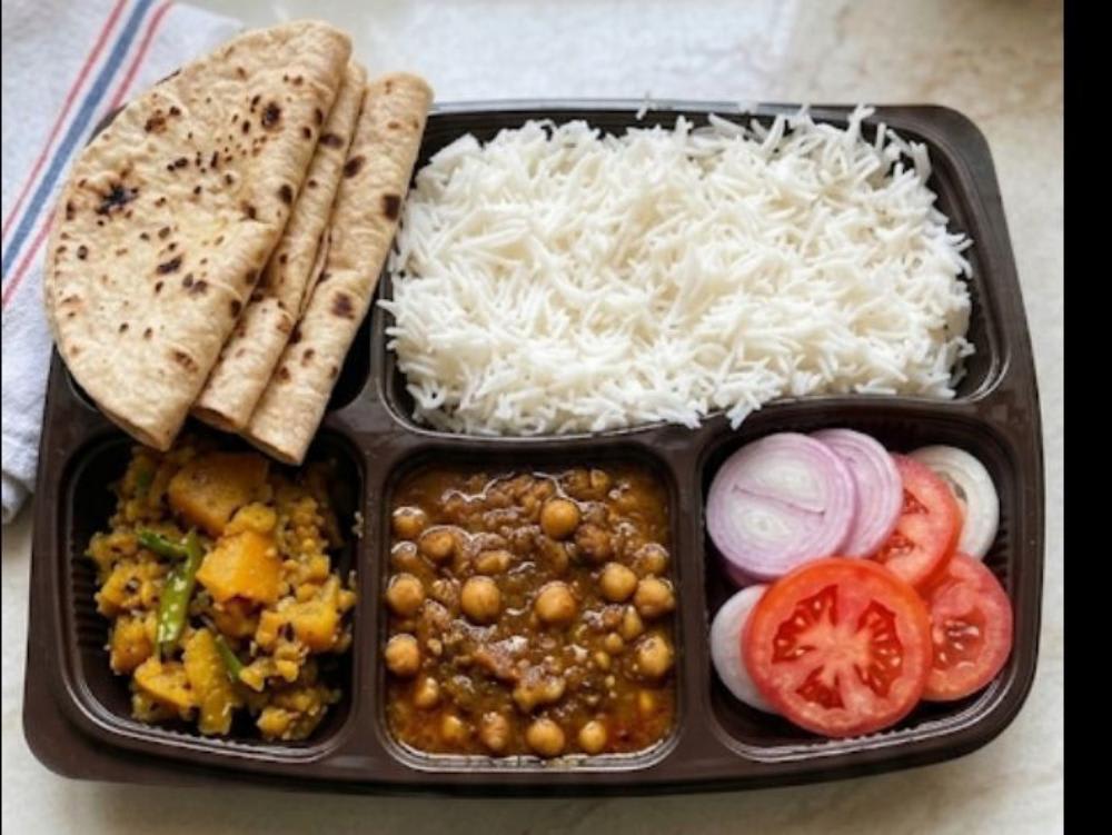 Chole Rice Kashefal ki Sabzi Four Roti