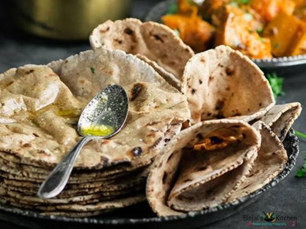 Kaddu +4roti +dahi