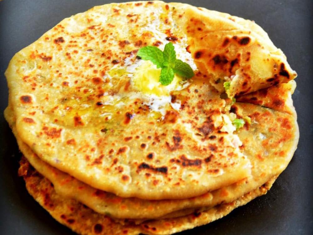 Four Aaloo Parantha with Tamato Chatni