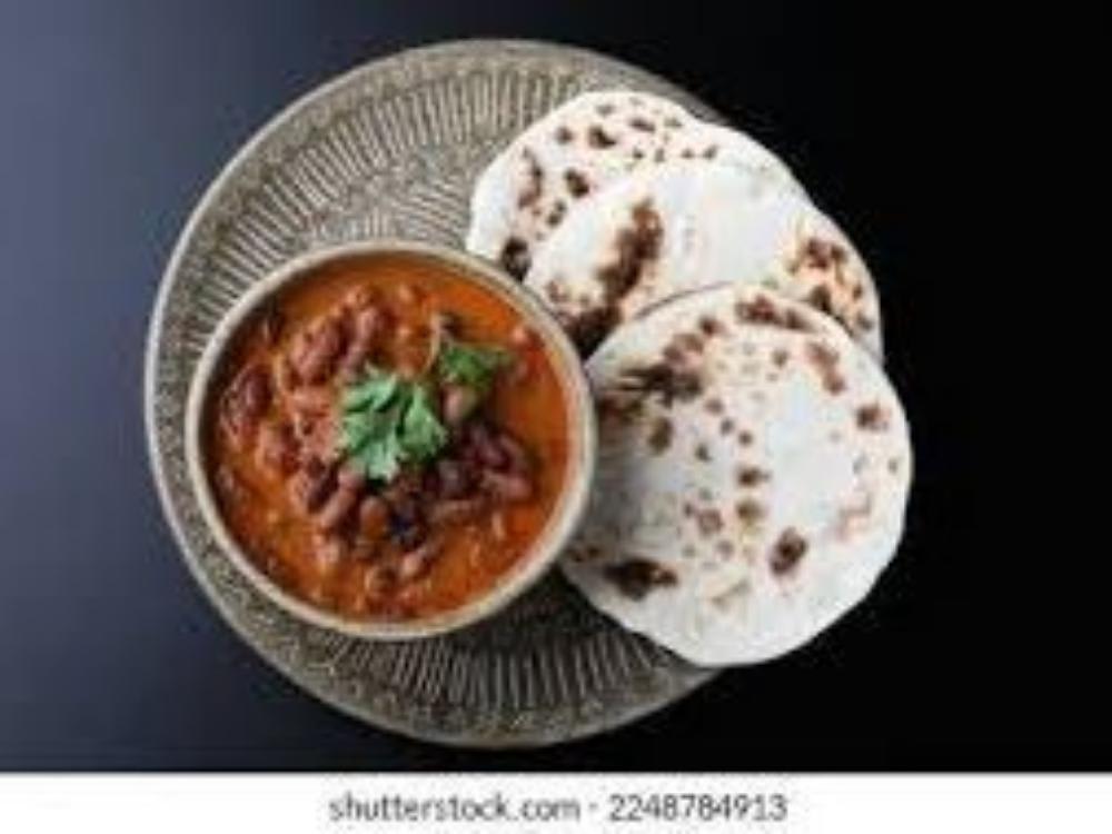 Rajma with Five Roti Salad