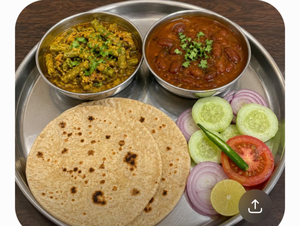 Gwarki sabji Rajma ki sabji 6 roti salad