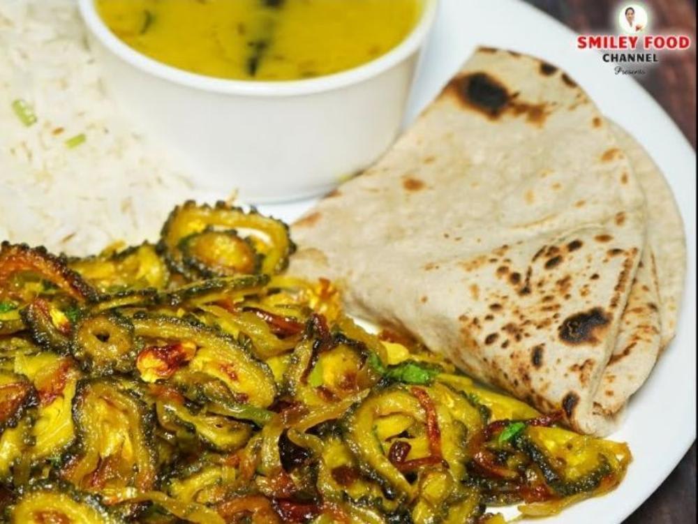 Rice ki kheer. Krele ki bhaji. Mix dal. Chaval twa roti