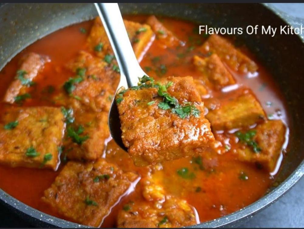 Besan ki sabji 4 Roti salad rayta