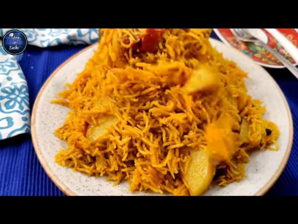 Namkeen chawal or aachar salad