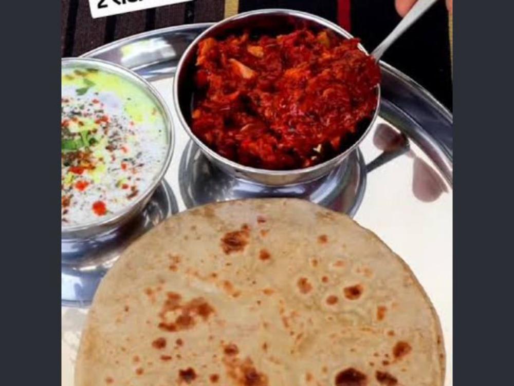 Lal mirch lehsun ki chutney roti or rayta