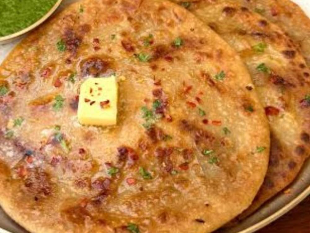 Aalu ke paraathe ghiya ka rayta Achar