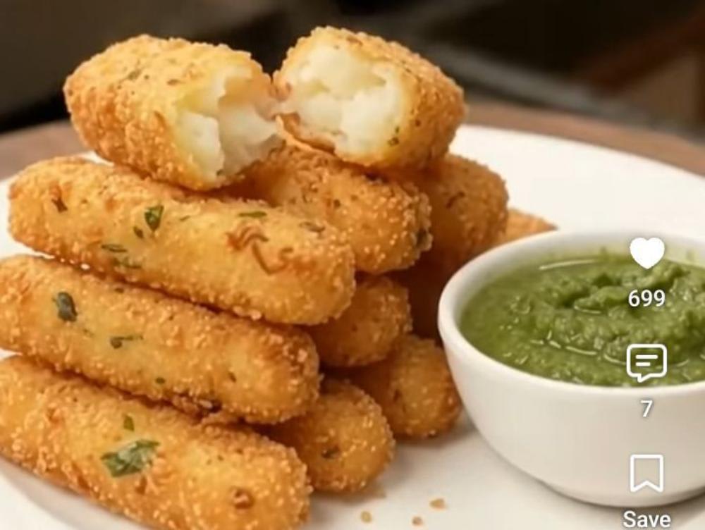 Crispy finger with green sauce